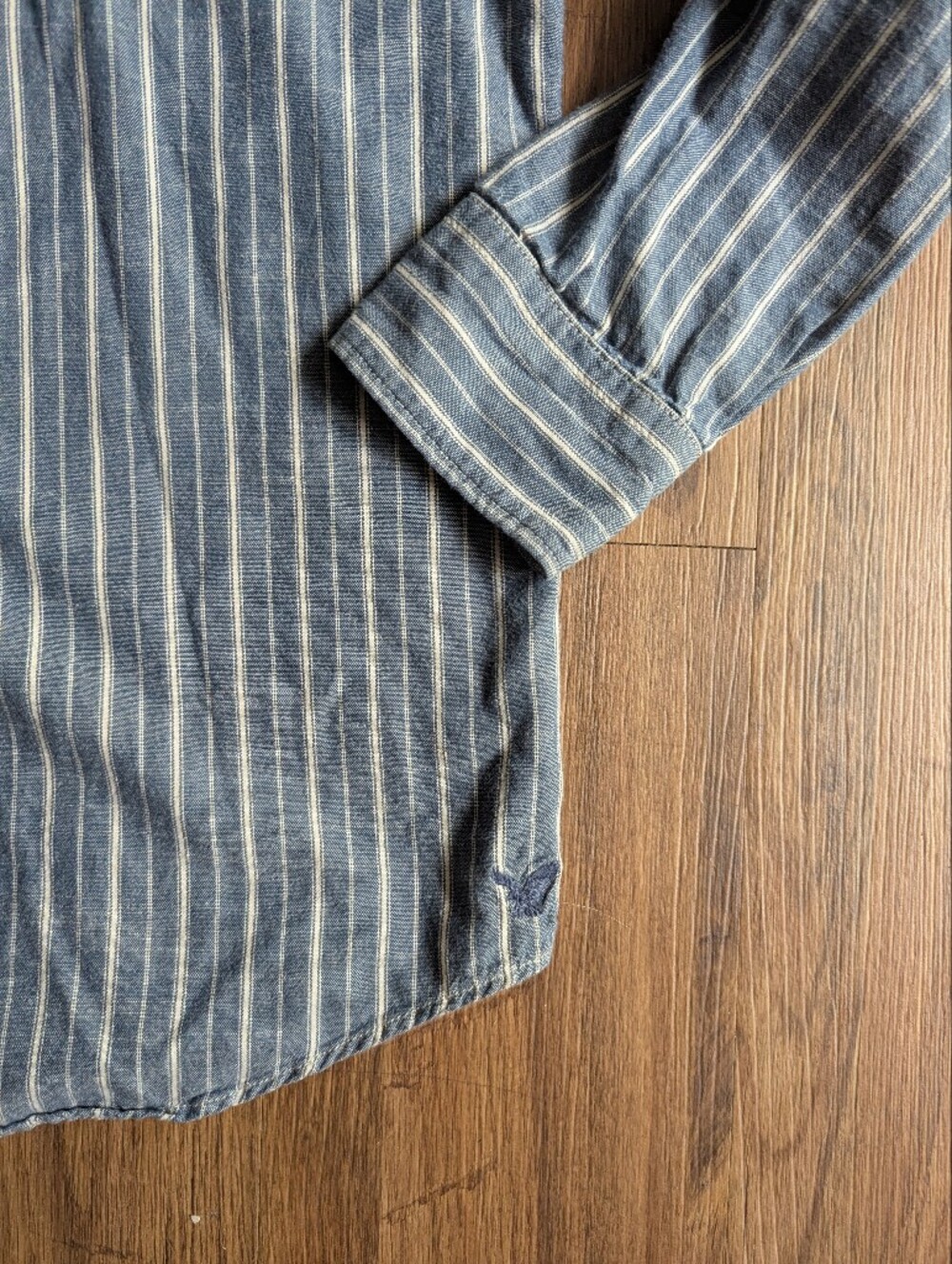 American Eagle Classic Fit Light Blue and White Striped Hooded Shirt M - Picture 2 of 6